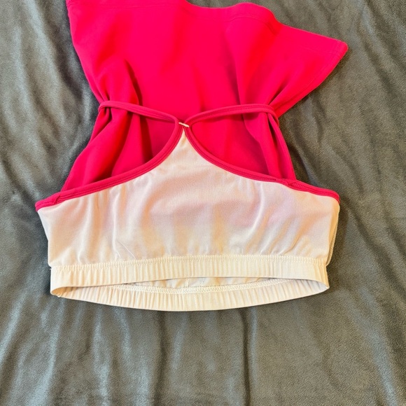 Lululemon Power Y Tank
Jewelled Magenta - Picture 9 of 9